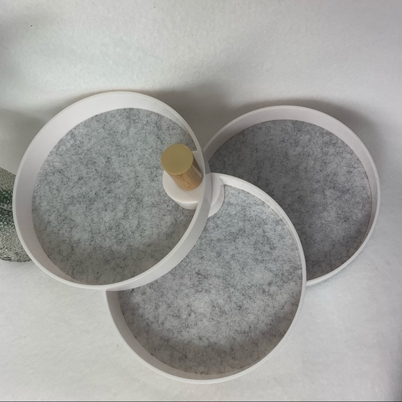 2 Bandits 3 Tiered Catchall Tray - Picture 4 of 6